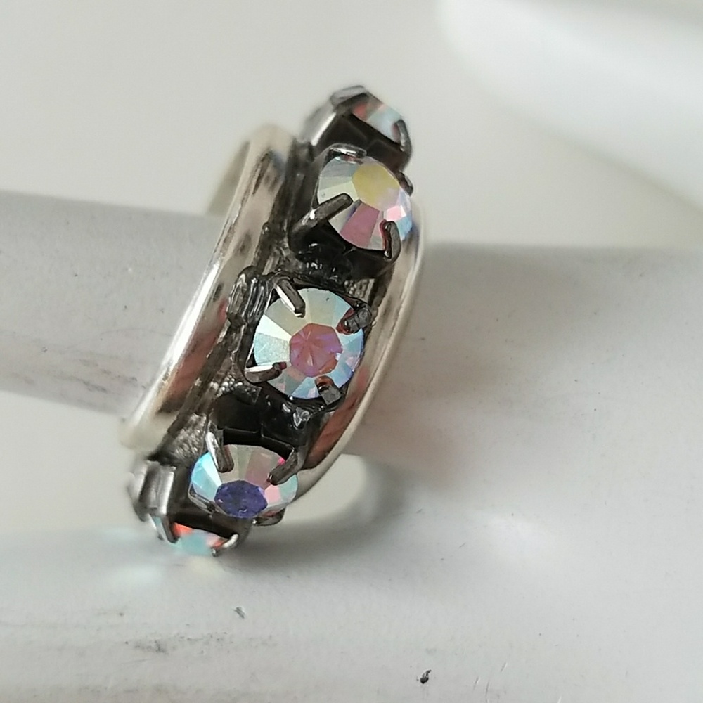 GASOLINE GLAMOUR RHINESTONE BAND RING - Picture 2 of 4